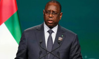 Senegal Cumhurbaşkanı Sall, üç hafta kala başkanlık seçimlerini erteledi
