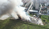 İstanbul Tuzla'da fabrikada yangını!