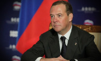 Medvedev: Almanya, Rusya ile savaşa hazırlanıyor!