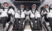 Rus ve ABD’li 4 astronotu taşıyan SpaceX roketi ISS’e gönderildi