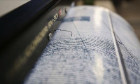 Çanakkale 4.9'luk depremle sallandı