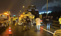 Anadolu Otoyolu'nda feci kaza: Panelvan ikiye bölündü