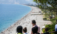 Antalya'da turist sayısında yeni rekor beklentisi