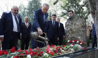 Cumhurbaşkanı Erdoğan'dan Türkeş'in mezarına ziyaret