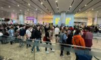 İstanbul'dan kaçış başladı! Havalimanlarında tatil yoğunluğu