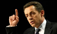 Sarkozy yine bela mı olacak?