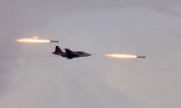 Suriye uçakları bomba yağdırdı