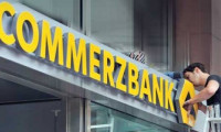 Commerzbank  720 milyon € zarar etti