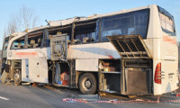 Uşak'ta katliam gibi kaza: 7 ölü