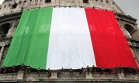 İtalya hükümeti güven oyu aldı