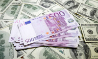 Euro ve dolar günü düşüşle açtı