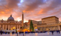 Vatikan'ı sarsan yolsuzluk
