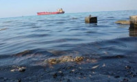 KKTC'de petrol denize sızdı