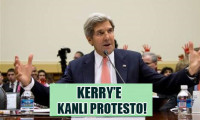 Kerry'e protesto