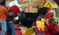 Galatasaraylılar sokağa döküldü