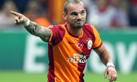 Sneijder isyan etti