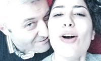 Özkan'dan özgürlük 'selfie'si