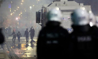 Tunceli'de biber gazı bu kez polisi vurdu