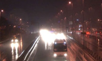İstanbul'da yağmurlu gece