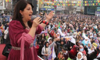 HDP: Kobani düşerse çözüm süreci biter
