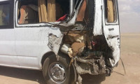 Suriye'den gelen mermi minibüsü vurdu
