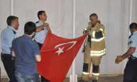 İzmir'de Türk bayrağını indirme girişimi