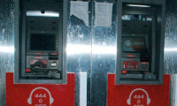 Batman'da 20 ATM ateşe verildi