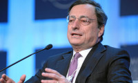 Draghi yatırımcıları ikna etmeye çalışıyor