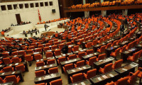 Meclis'te taciz skandalı