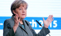 Merkel'den Avrupa'ya reform çağrısı