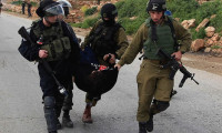 İsrail askerleri 2 Türk'ü gözaltına aldı