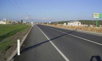Çanakkale-İzmir yolunu çift yönlü trafiğe kapandı