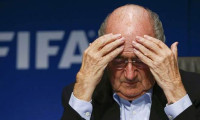Blatter'e bir şok daha!