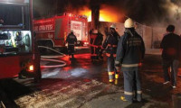Hadımköy'de tül fabrikasında yangın