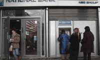 Yunanistan'da bankalar 15 Temmuz'a kadar kapalı