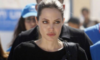 Angelina Jolie Mardin'e geldi