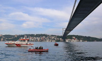 İstanbul Boğaz'ında sürat teknesi battı
