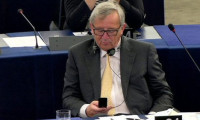 Juncker'den şaşırtan Çipras cevabı