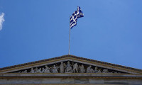 Yunanistan'da şok istifa!