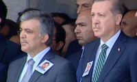 Erdoğan ve Gül törende yan yana
