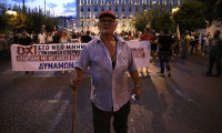 Yunanistan'da kurtarma paketi karşıtı gösteri