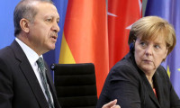 Merkel'den Türkiye ziyareti uyarısı