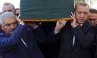 Erdoğan, ünlü işadamı ve ünlü avukatın cenazesinde