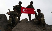 Türk askerine saldıran
17 IŞİD'li öldürüldü