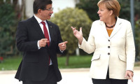 Merkel: Türkiye AB için anahtar ülke