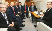 Davutoğlu uçakta MİT TIR'larını anlattı