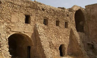 IŞİD 14 asırlık manastırı yok etti