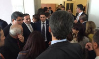 HDP'li vekiller Davutoğlu'nun önünü kesti!