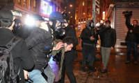 İstanbul'daki izinsiz gösterilerde 29 gözaltı