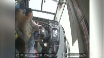 Çin’de otobüs yolcusu ve direksiyondaki şoförün kavgası, 13 can aldı